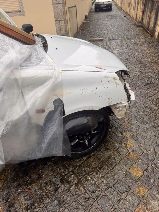 Todo o material Renault clio