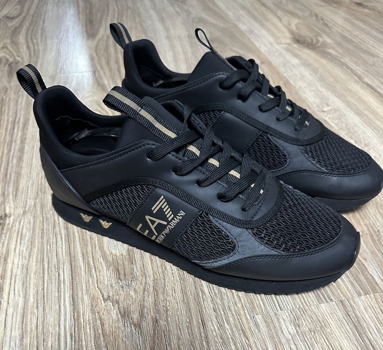 Кросівки  Emporio Armani EA7