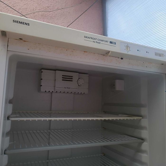 Холодильник Siemens