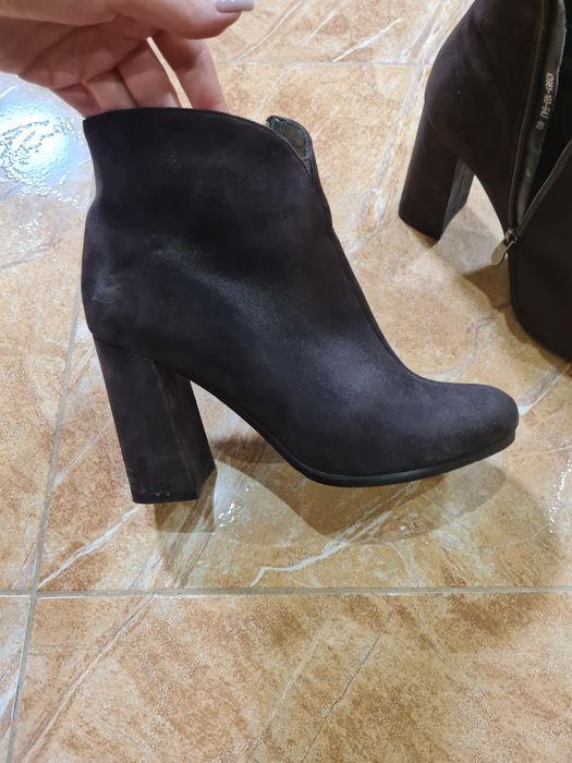 Продам ботинки 40 р.