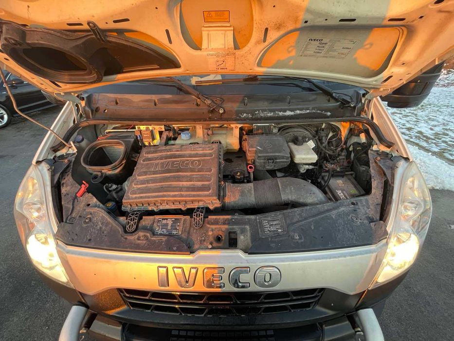 Евакуатор IVECO 35S21 2012 р, платформа з гідравлікою 5 м/2,1 м, обмін