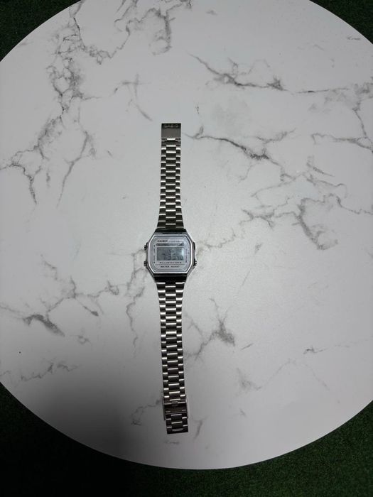 Zegarek casio nowy