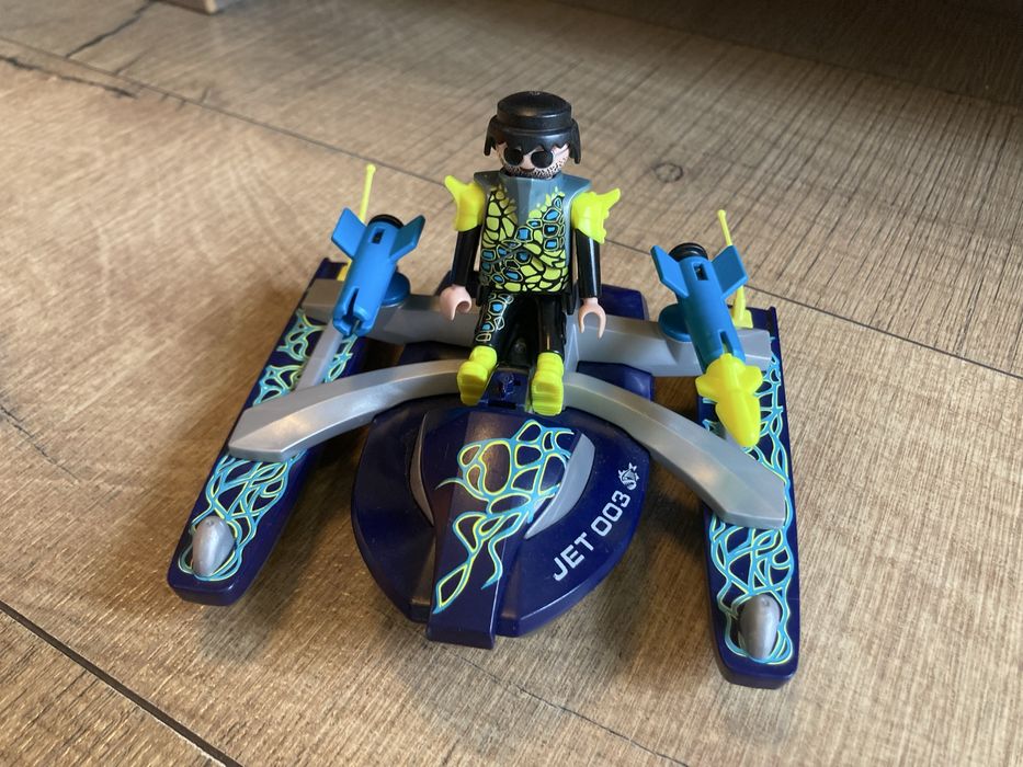 Zestaw playmobil motorówka