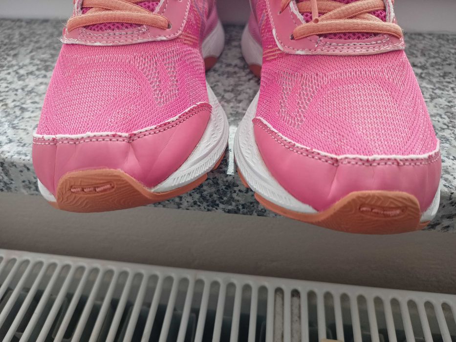 Damskie buty do biegania asics Gel-Nimbus 19 rozmiar 37