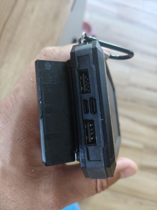 Powerbank solar  latarka