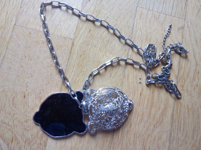 Colar brilhante tigre