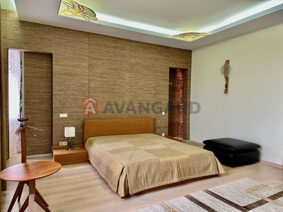 Простора елітна квартира 154 м² у парковій зоні Погулянки
