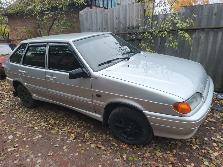 Автомобіль ВАЗ 2114