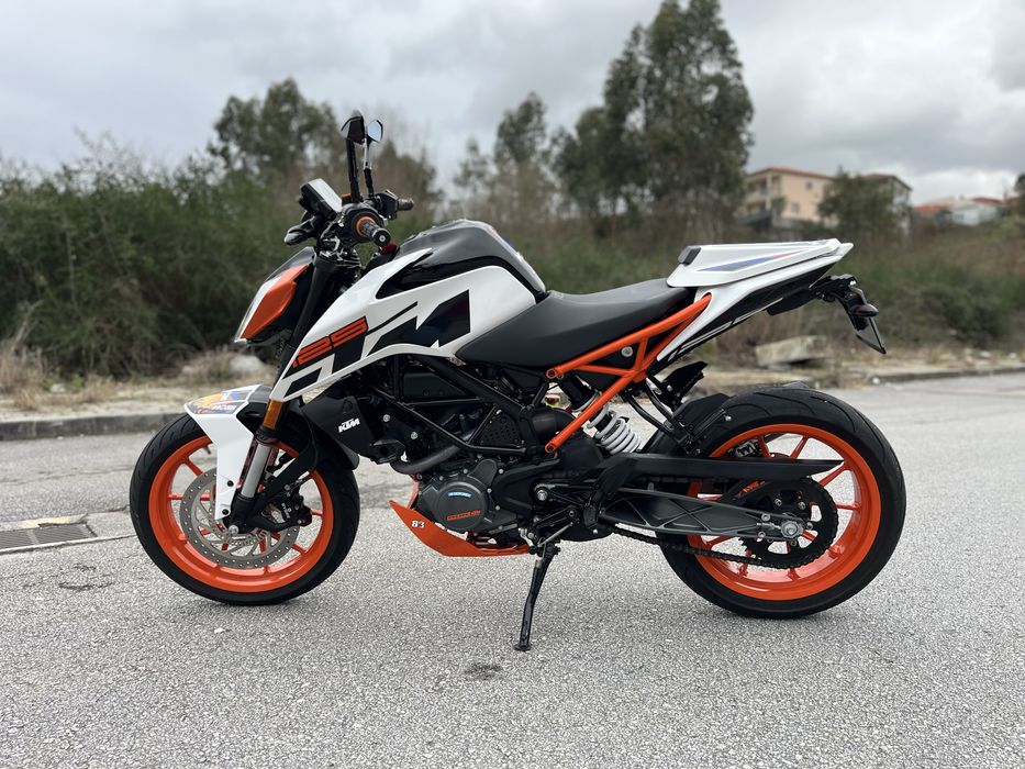 KTM DUKE 125- Edição Especial Miguel Oliveira