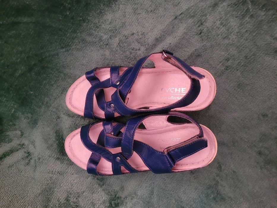 Buty sandały na koturnie rozm 38 Lasocki