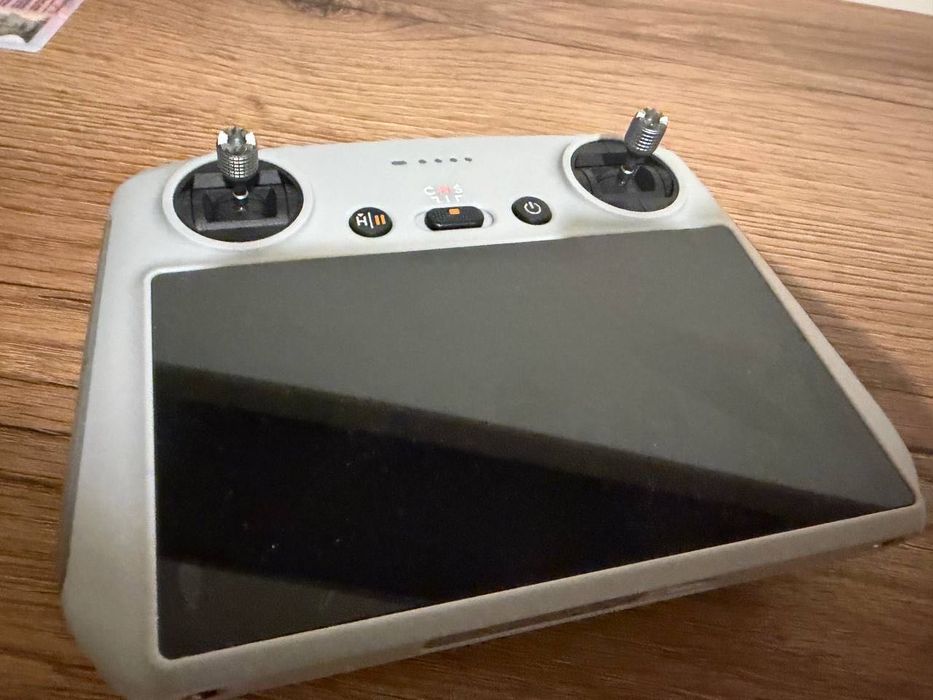 Dron DJI Mini 3 Fly More Combo (DJI RC)