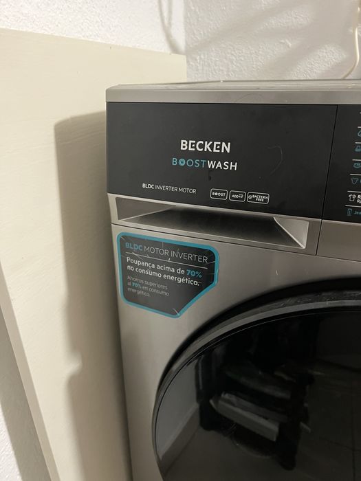 Máquina de Lavar Roupa Becken BoostWash 8kg 1400rpm