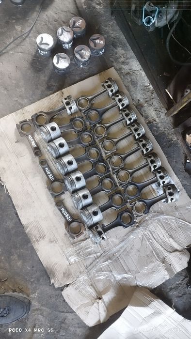 Поршня Шатуни Поршень Шатун  M52B20 2.0i BMW E36 Е46  E39