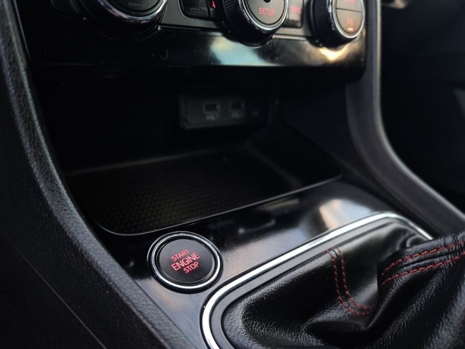 SEAT LEON ST FR 2.0 TDI 150CV FACELIFT