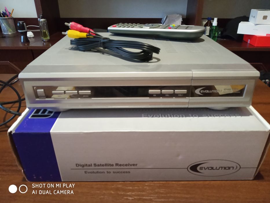 Цифровий Супутниковий Приймач. EVO 700s