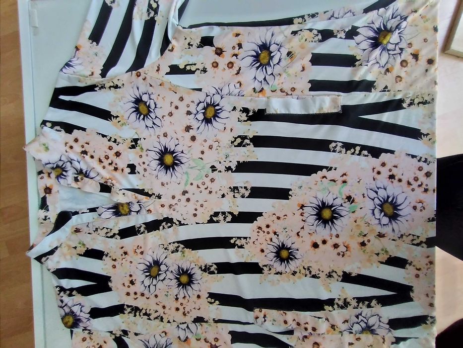 Elegancka przewiewna sukienka bardzo duży rozmiar 140/150cm