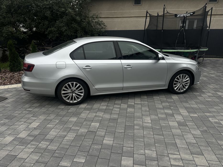 Розборка vw JETTA 6 Шрот джетта 6 запчстини джета 6