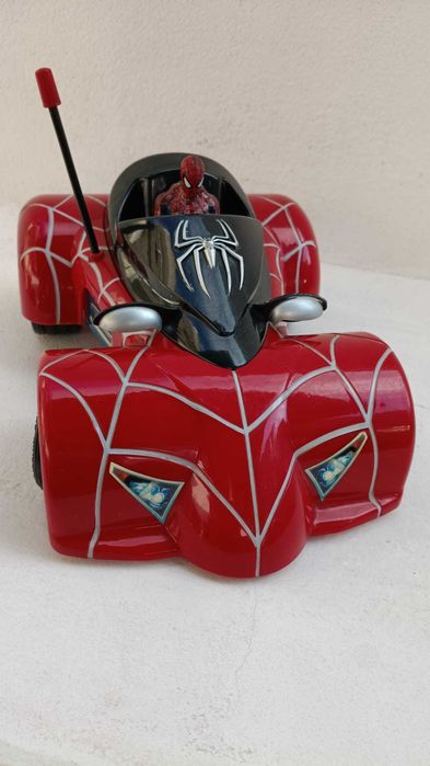Carro Homem Aranha da Marvel tamanho 30x20 cm