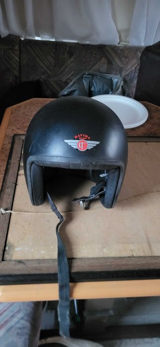 Kask retro firmy davida motors