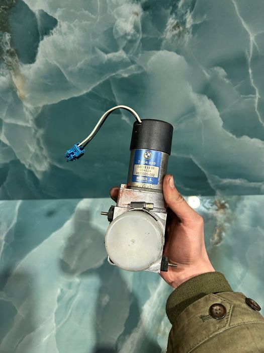 Насос кришки багажника БМВ е39 bnw універсал лляда гідравлічний насос