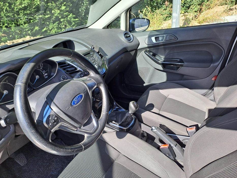 Ford Fiesta 1.5tdci  Titanium 2015