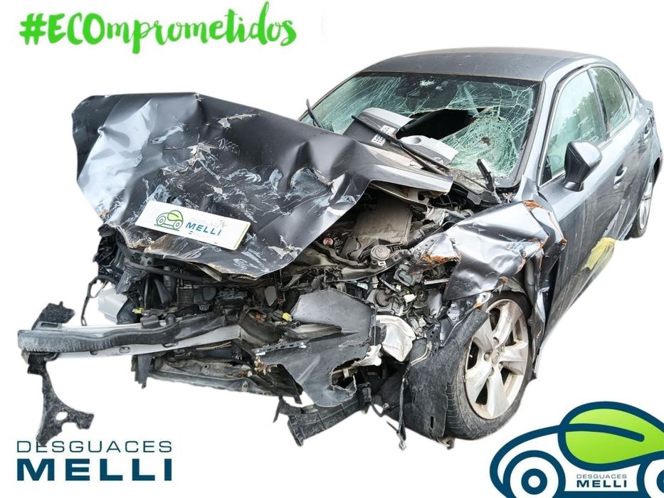 Grelha Arejadora Lexus Is