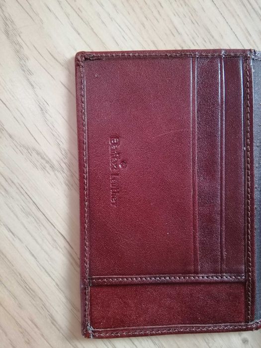 Skórzane etui na dokumenty, karty - Bartex, unisex.