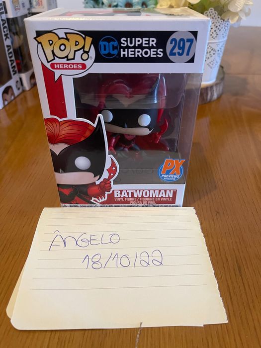 Batwoman funko pop 297