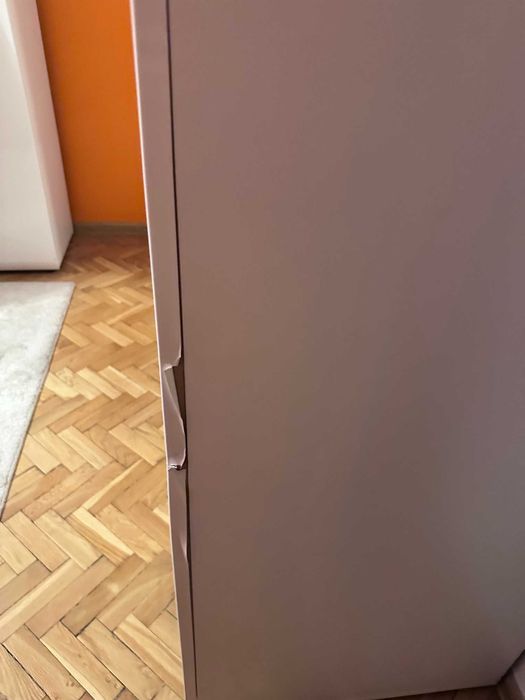 Sprzedam używaną białą szafę LINATE typ 23