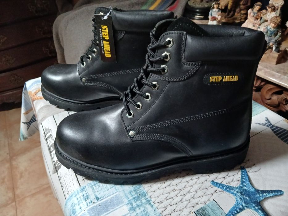 Botas biqueira de aço em pele n 43