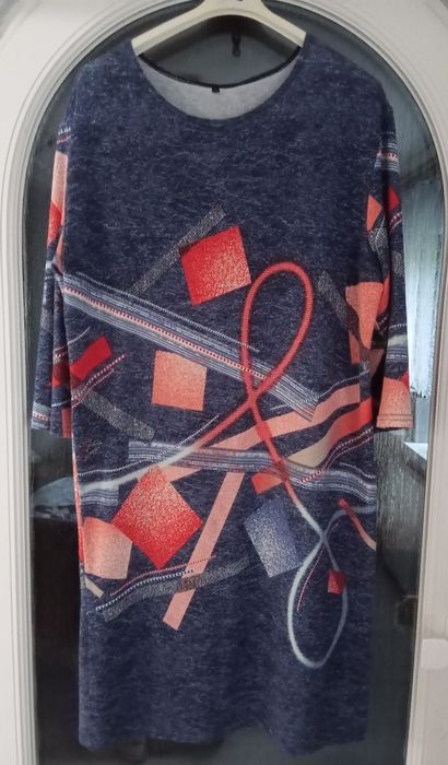 Damska sukienka rozmiar 44
