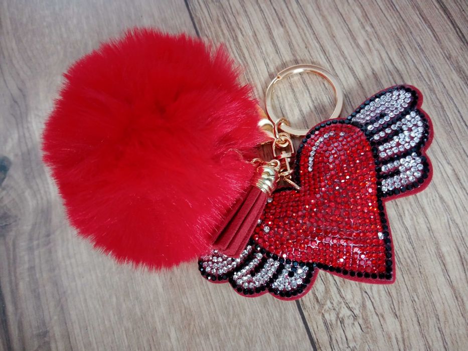 Brelok pompon do kluczy torebki cyrkoniowe serce