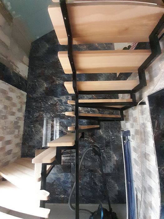 Schody na konstrukcje metalowe