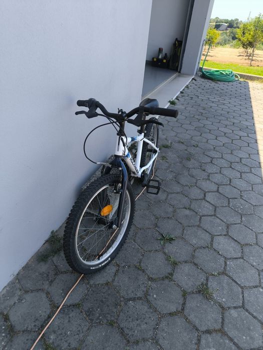 Bicicleta BTT criança