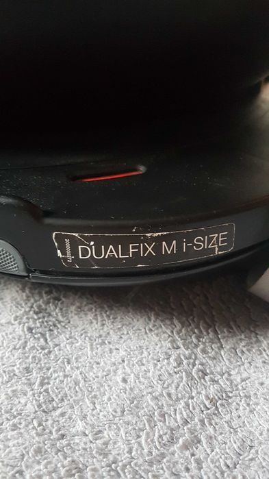 Fotelik Britax Romer Dualfix M i-Size, 61-105 cm, do 18 kg