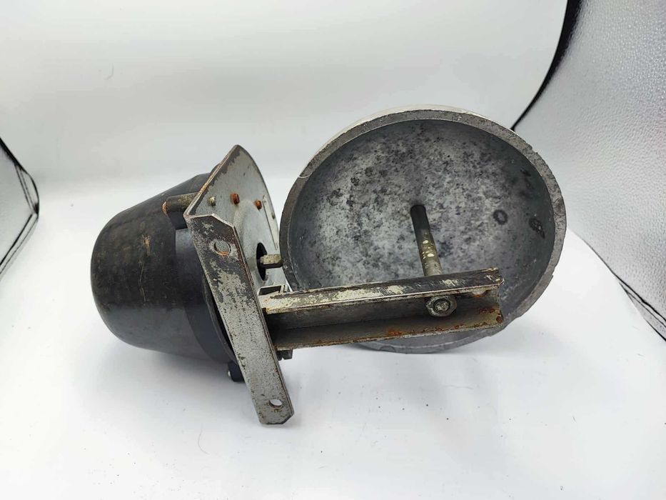 Stary dzwonek duży,szkolny lub do drzwi,lata 50-70