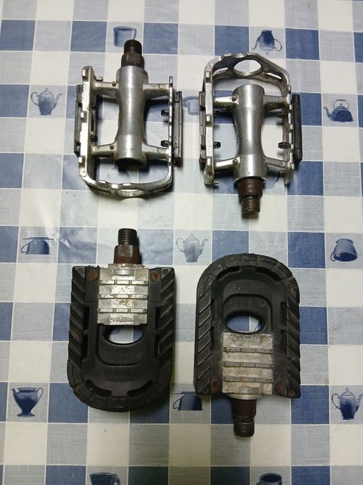 Ferramentas, peças e acessórios de bike