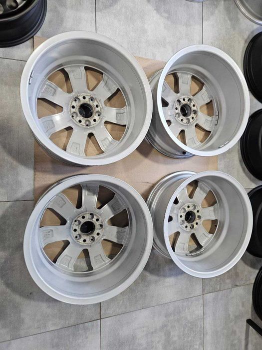 Диски MB 5/112 R18 8J ET56.5 dia66.6mm