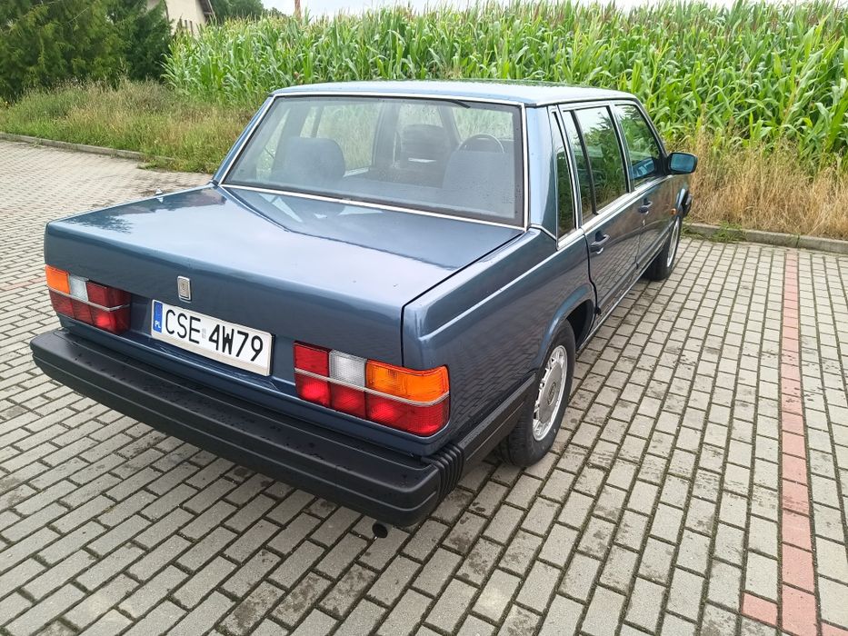 Ładne Volvo 740GL