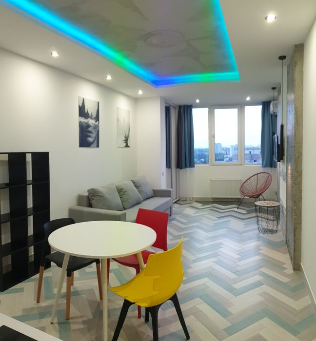 Видовая квартира с ДИЗАЙНЕРСКИМ РЕМОНТОМ. Караваевы дачи.: 15 000 грн ...