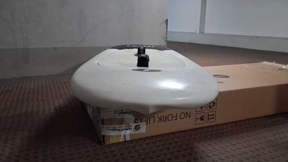 Wingfoil wingboard  supfoil surf foil