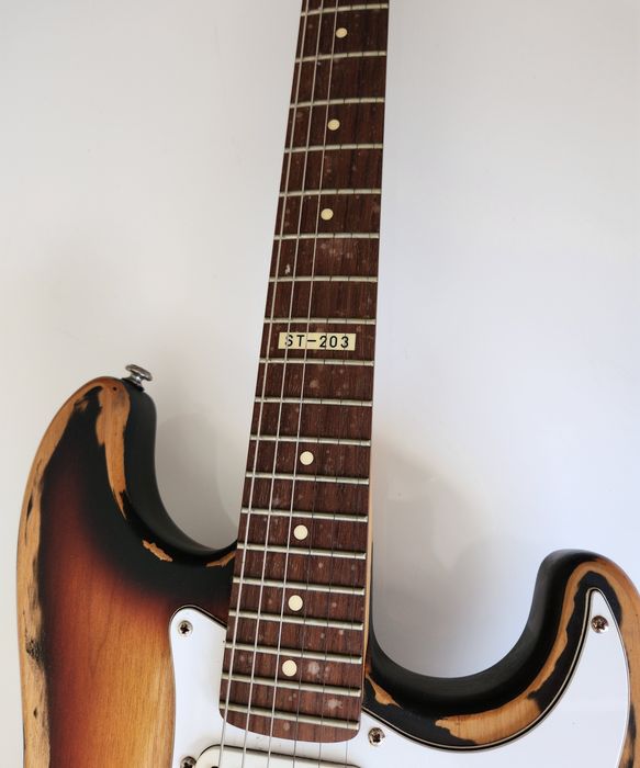 Guitarra ESP Ltd ST203 "Stratocaster" Seymour Duncan