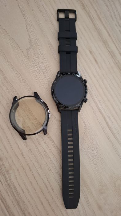 Huawei Watch GT2 Sport Edition 46mm
* Com capa protectora e carregador