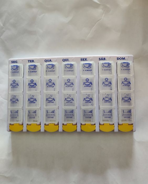 Organizador de comprimidos semanal