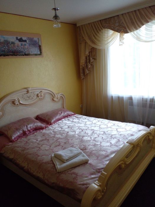 Проживання погодинно, подобово, помісячно