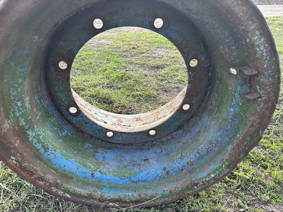 Диски на Т-150 ХТЗ сз 3,6 Дон 1500 нива ск5