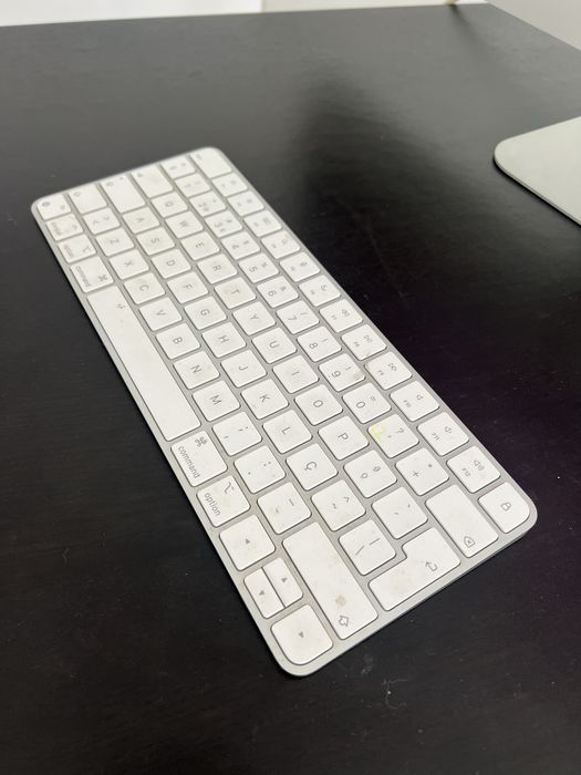 iMac 27" Mid 2011504574093213061125