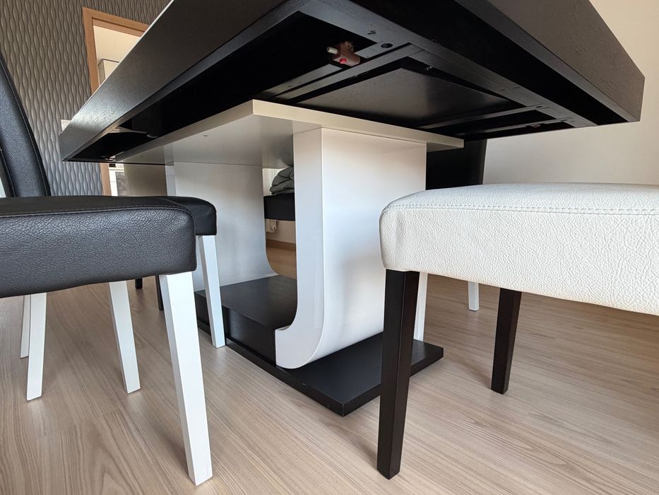 Conjunto de mesa (extensível) e cadeiras de jantar