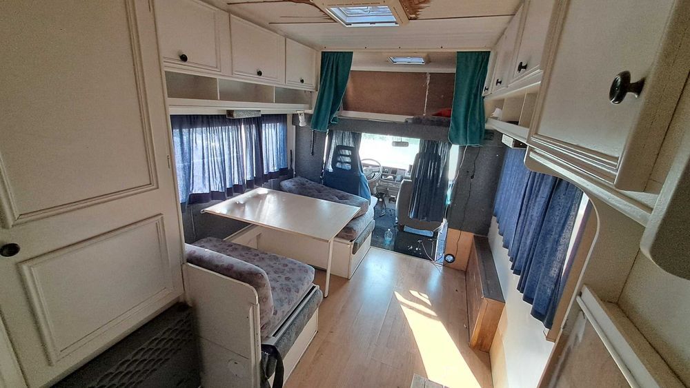 Autocaravana Peugeout j5