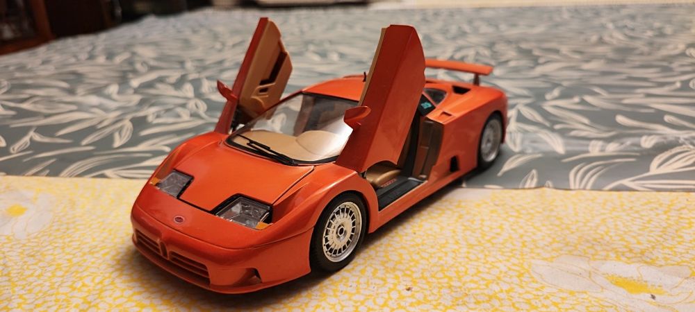 Bugatti 110 EB 1:18 burrago itally